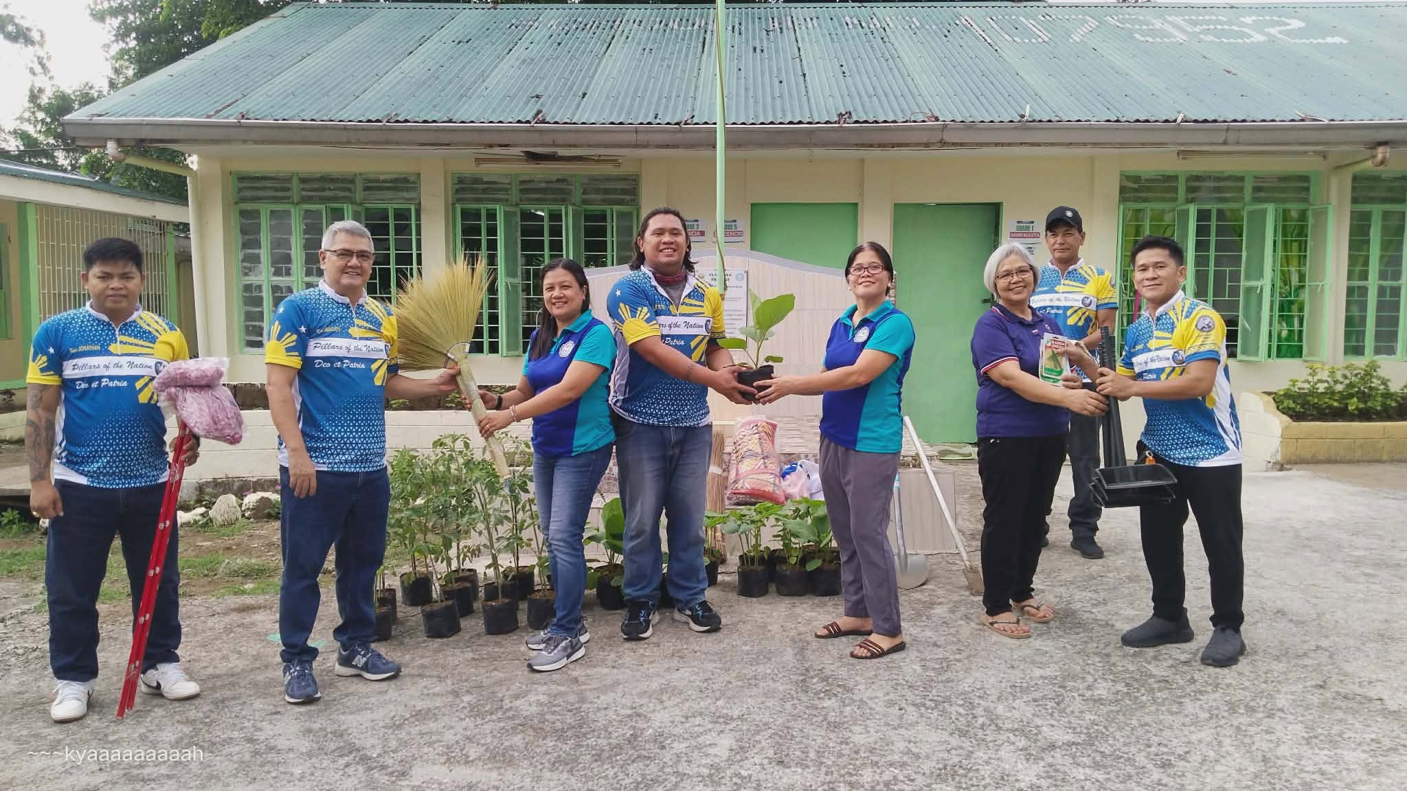 Vegetable Planting and Donation of Cleaning Materila image 4